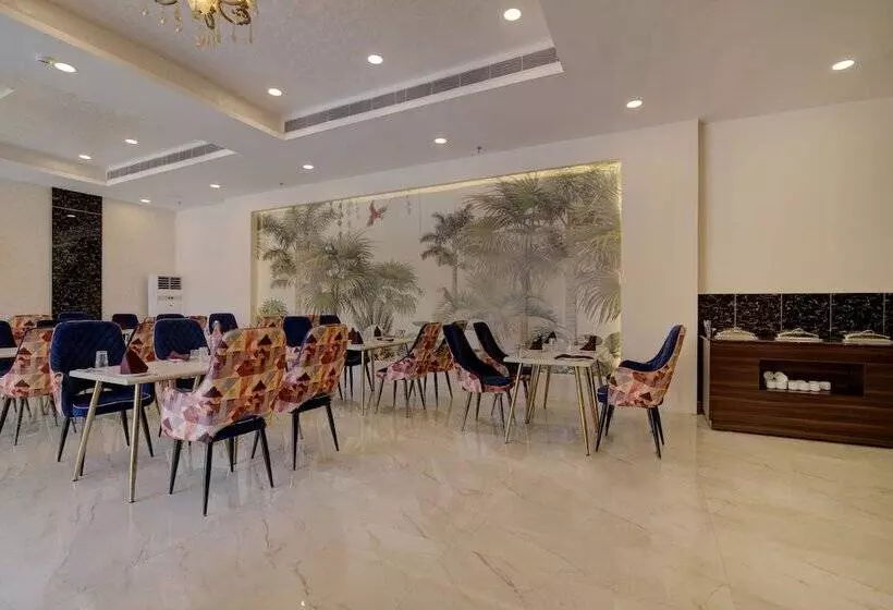 Hotelli Comfort Inn Karnal