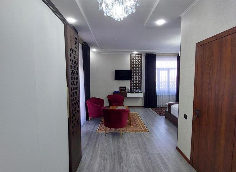 בית מלון כפרי Ark Premium