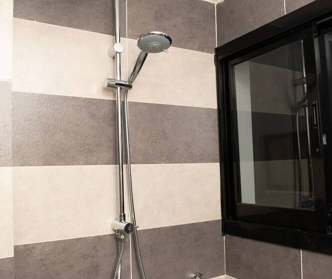 هتل Geneva Hôtel