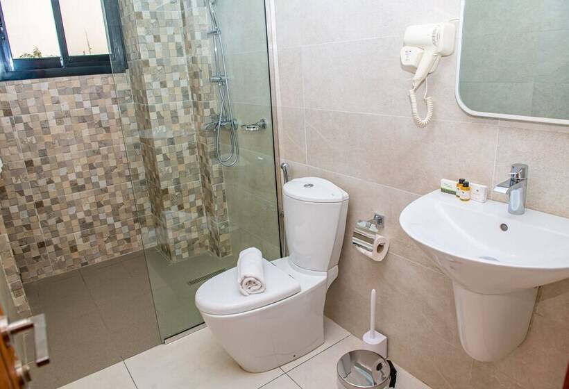 هتل Geneva Hôtel