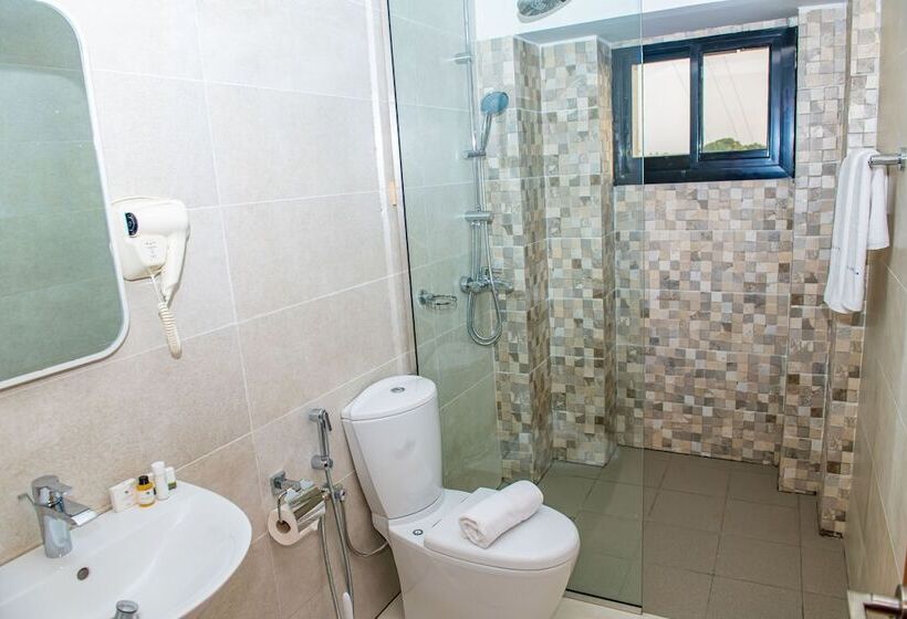 هتل Geneva Hôtel