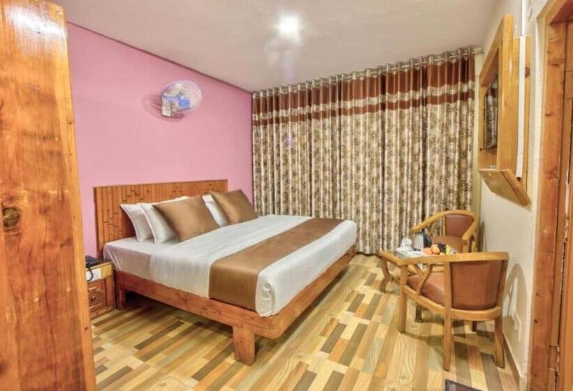 Hotel Goroomgo I Bex Manali
