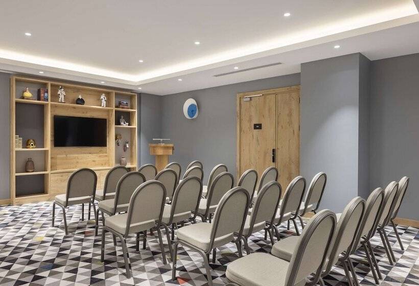 فندق Hampton By Hilton Cerkezkoy