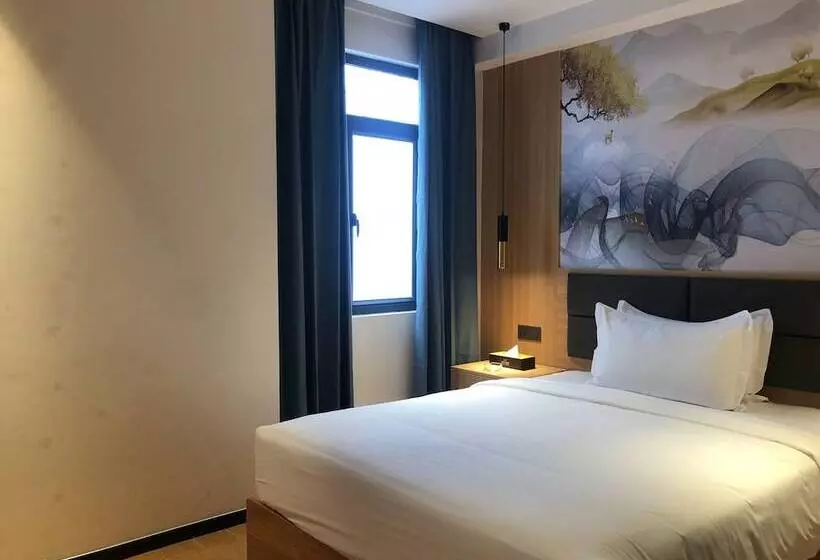 هتل Jinjiang Star