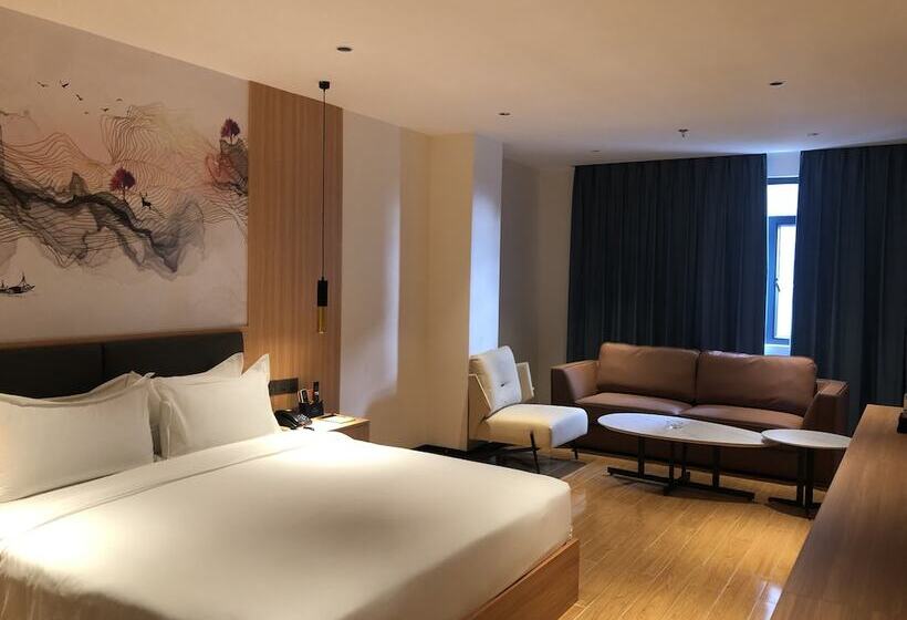 Otel Jinjiang Star