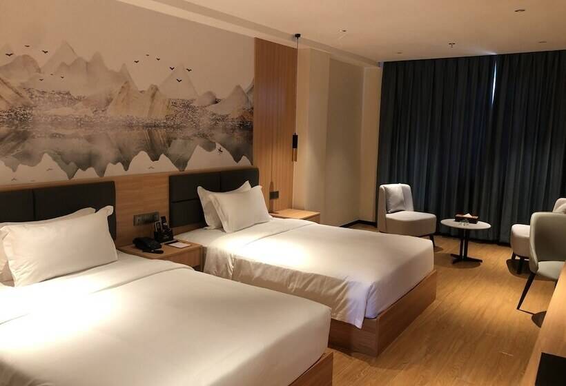 Otel Jinjiang Star