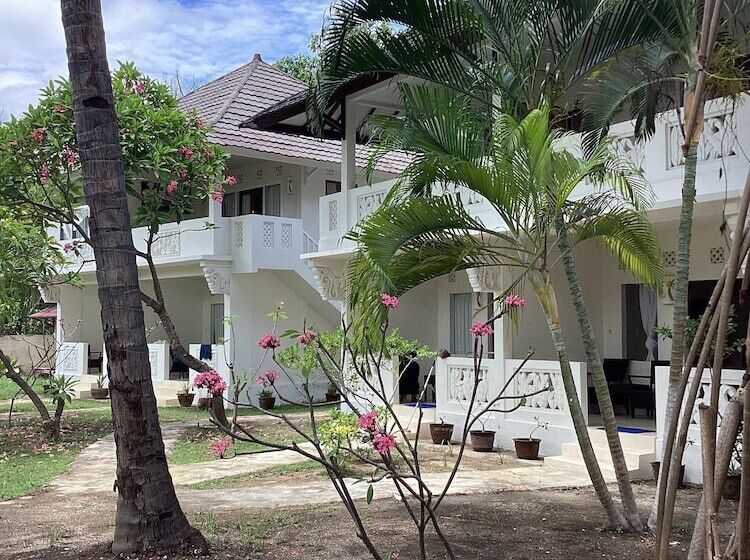 בית מלון כפרי Juliantos By The Sea