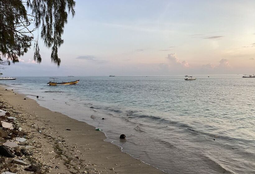 בית מלון כפרי Juliantos By The Sea