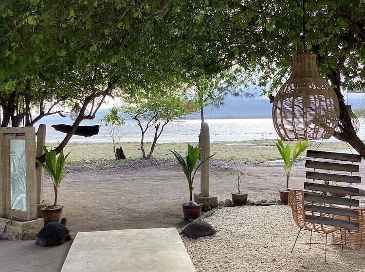 בית מלון כפרי Juliantos By The Sea