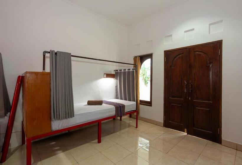 فندق Kidi S Lodge Gilitrawangan