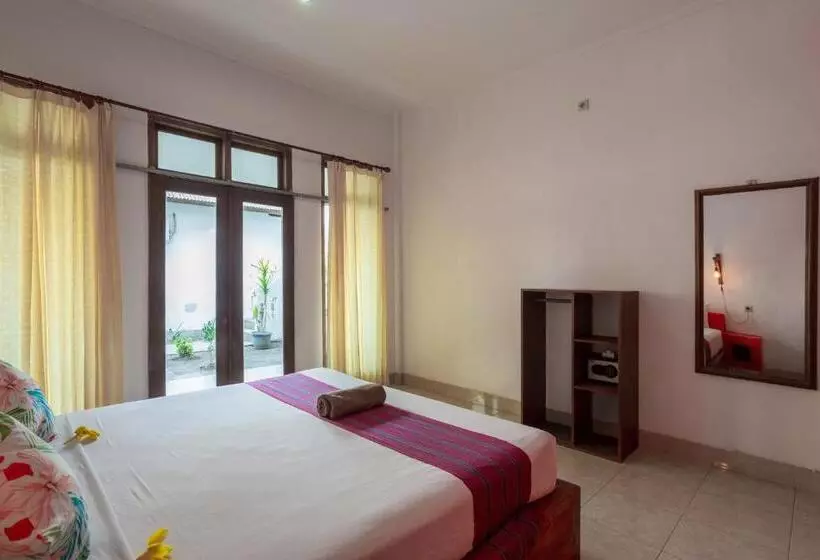 هتل Kidi S Lodge Gilitrawangan
