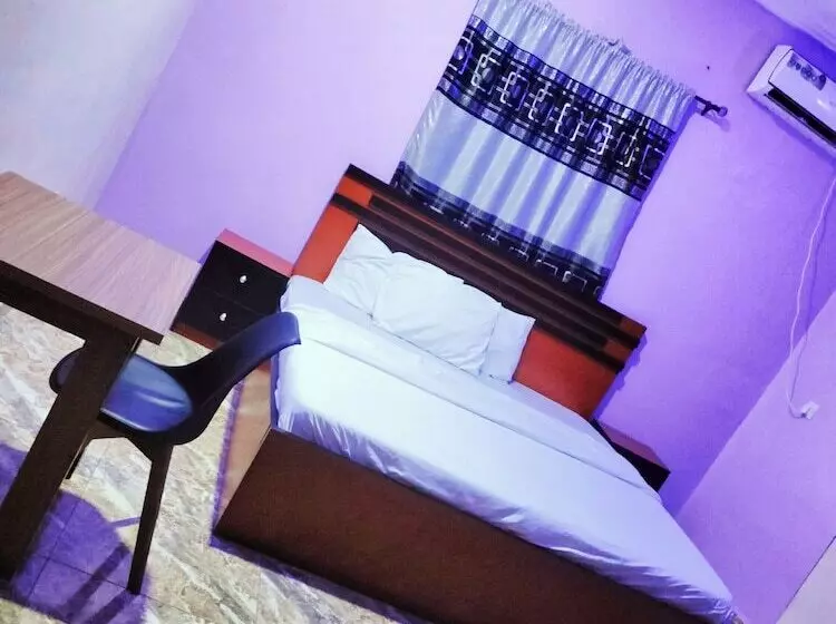 Lacoms Hotels And Suites