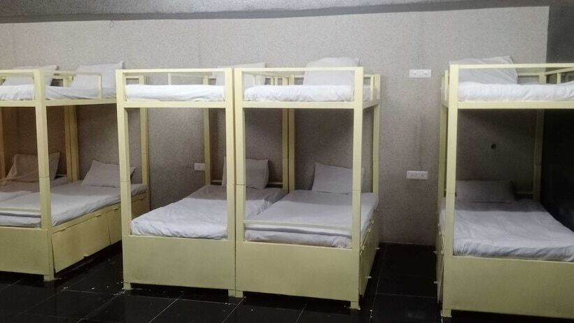 فندق Mayura Ankleshwar