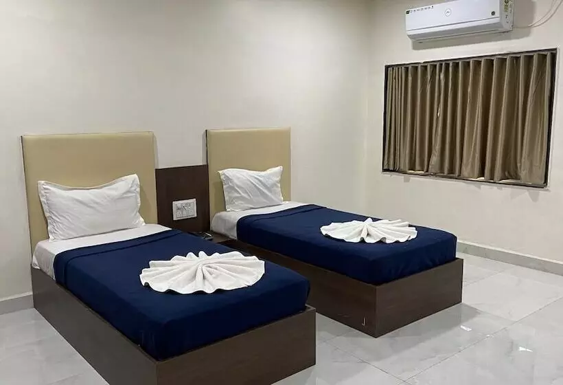 ホテル Millennium Plaza