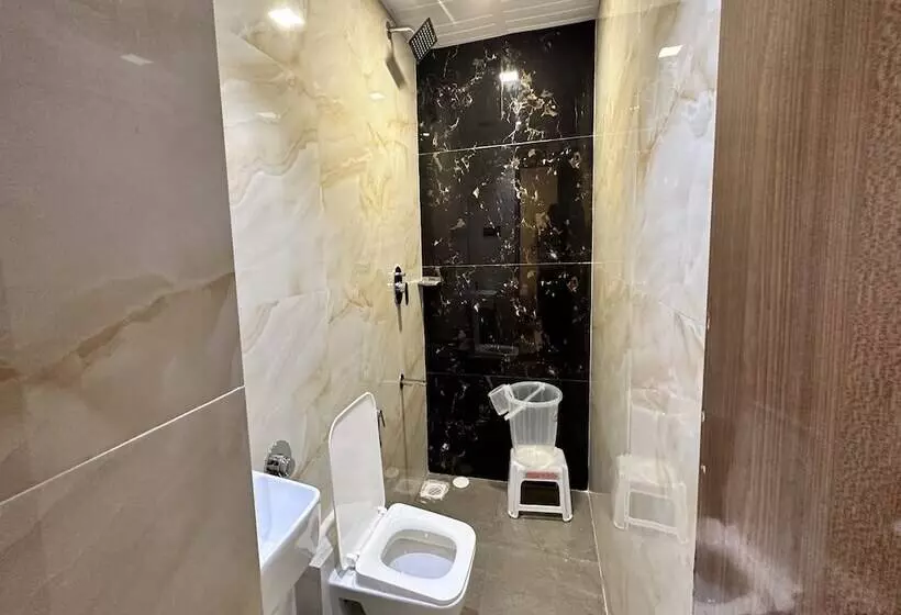 هتل Orchid Inn   Andheri