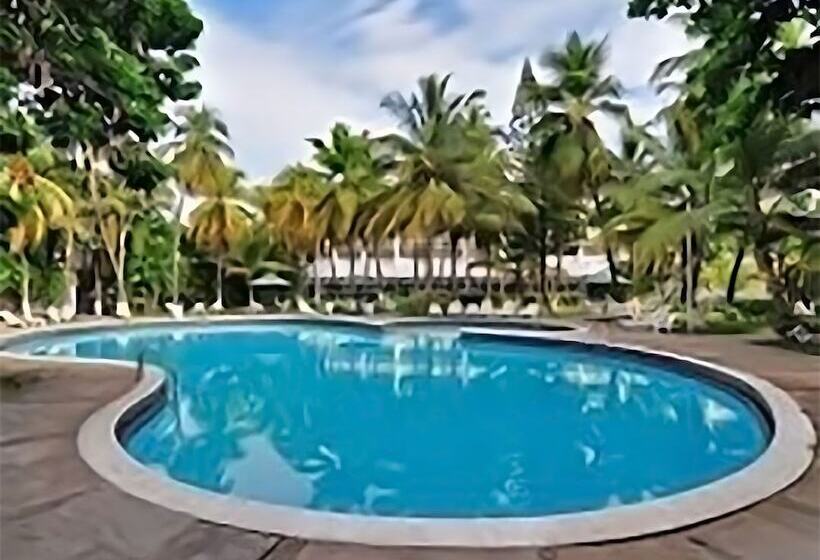 هتل Panamerican Hostel