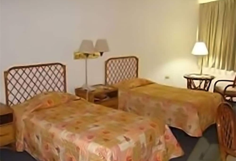 هتل Panamerican Hostel