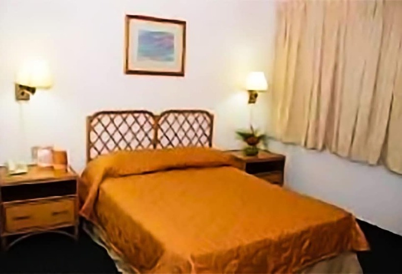 هتل Panamerican Hostel