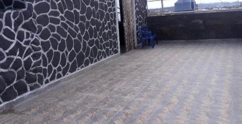 בית מלון כפרי Subuai Village   Aluguel Economico