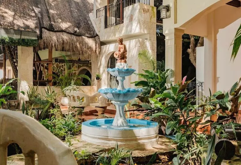 Hotelli Y Hostal Nojoch Che