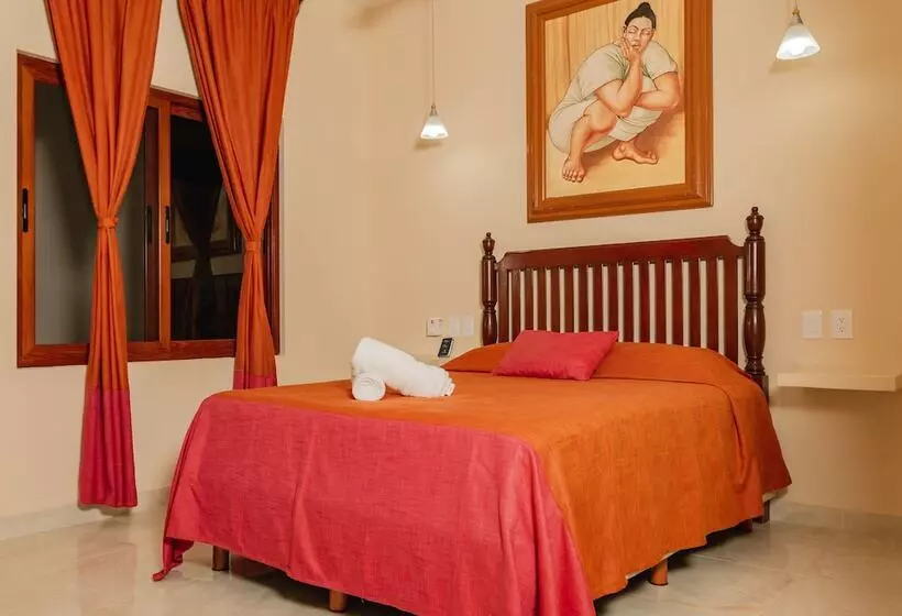 Hotelli Y Hostal Nojoch Che