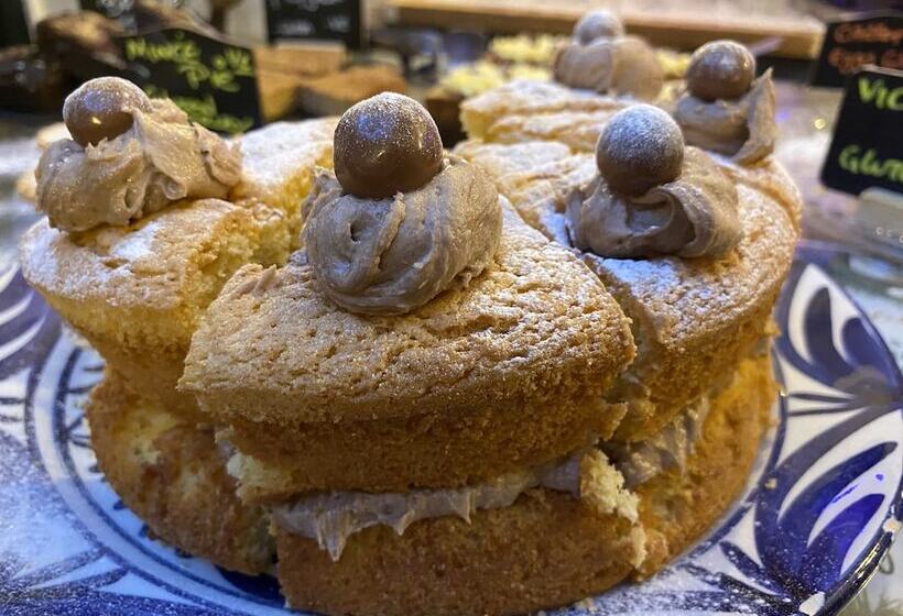 بنسيون The Roade House Rooms