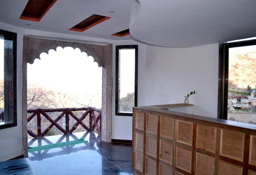 Rudraksh Hotel & Restaurant