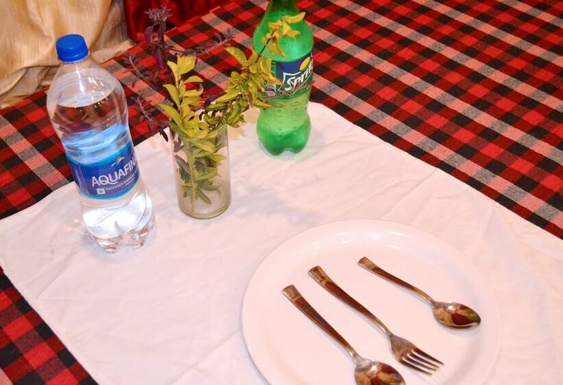 Rudraksh Hotel & Restaurant