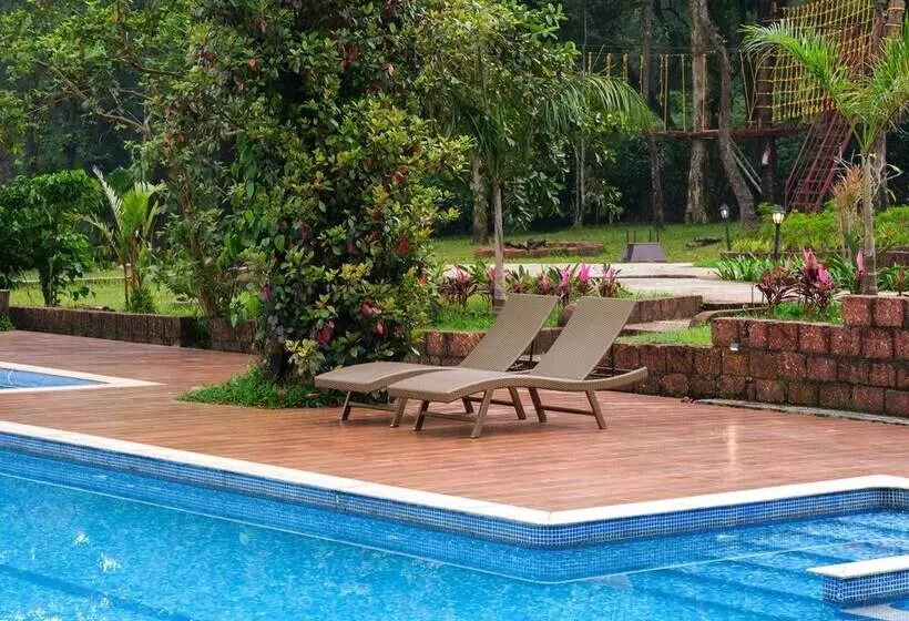 Lomakeskus Trishvam Tapovana