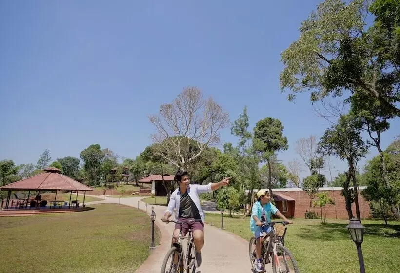 Lomakeskus Trishvam Tapovana