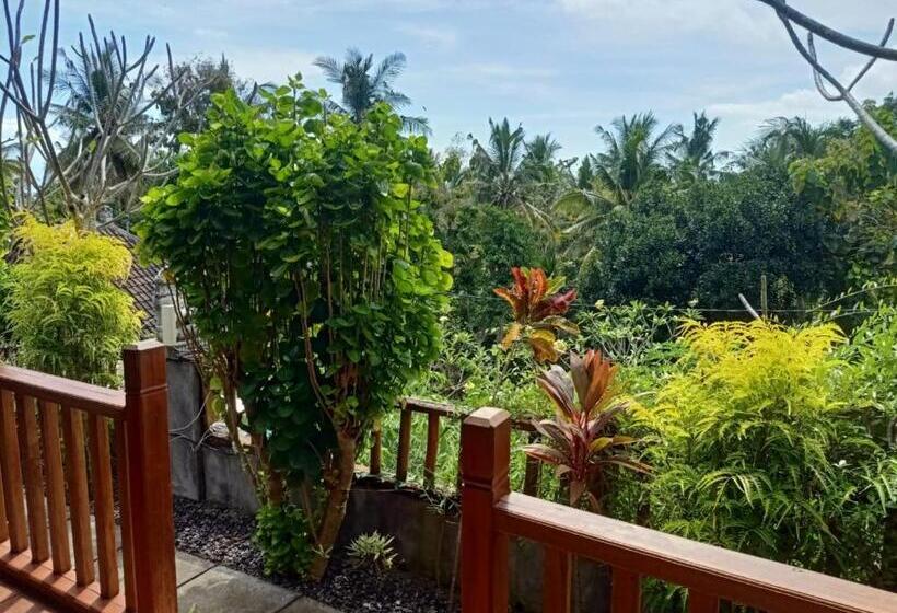 הוסטל Kibu Kauh Sunrise Cottage