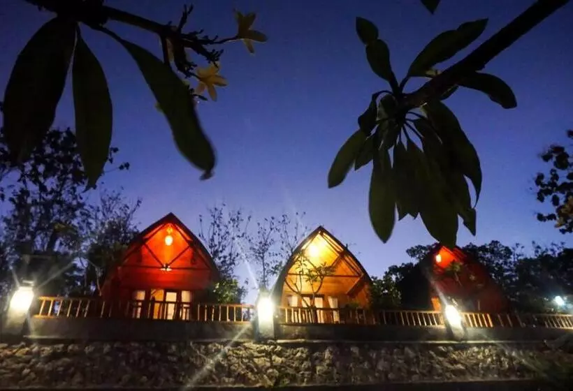 ユースホステル Kibu Kauh Sunrise Cottage