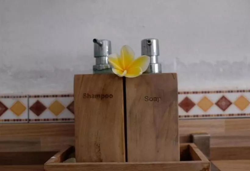 ユースホステル Kibu Kauh Sunrise Cottage