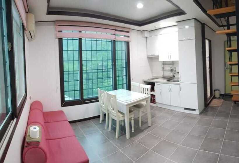 Gapyeong Aritaun Pension