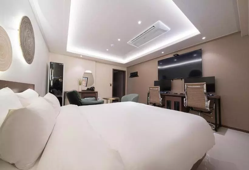 From H About Hotel Chunju