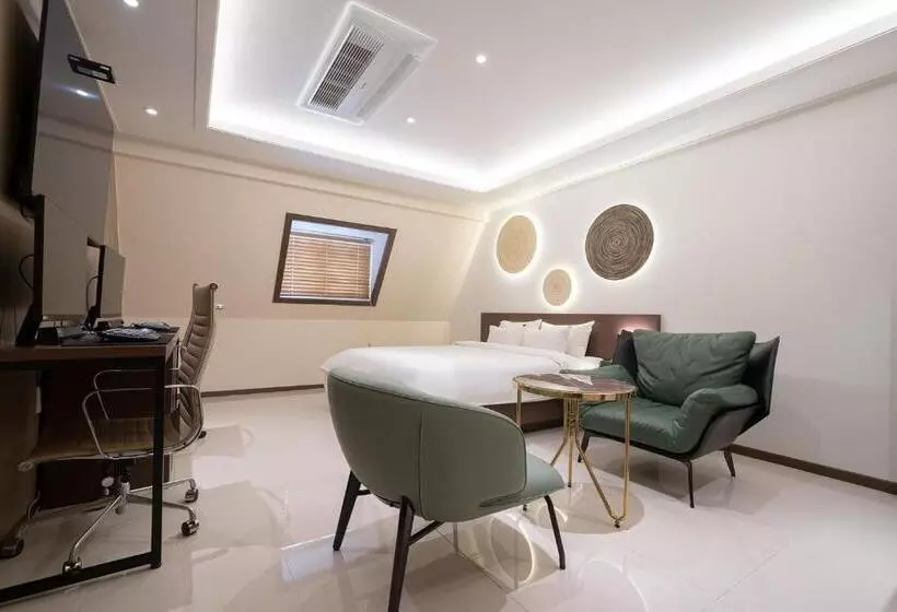 From H About Hotel Chunju