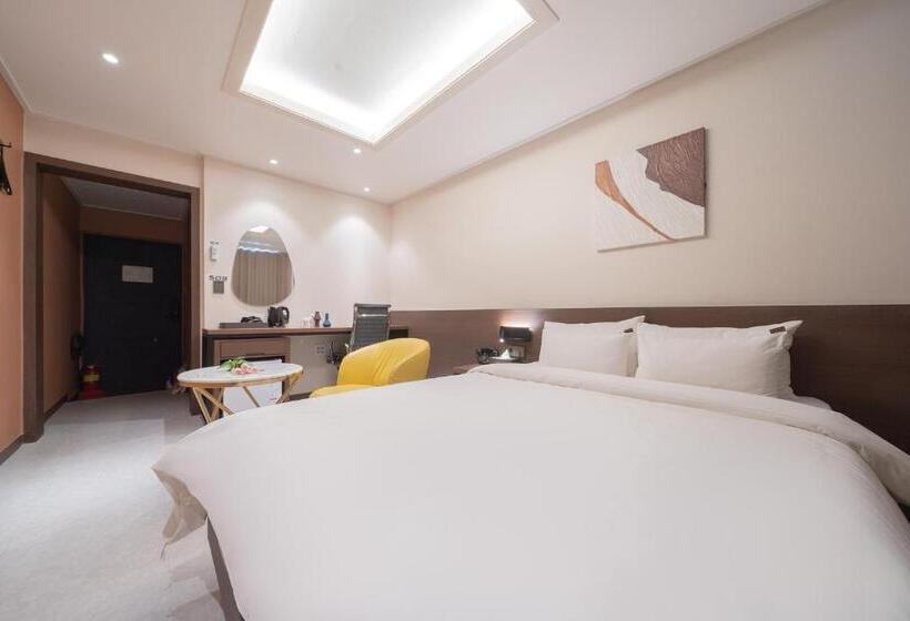 From H About Hotel Chunju