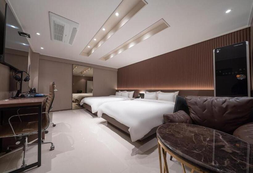 From H About Hotel Chunju