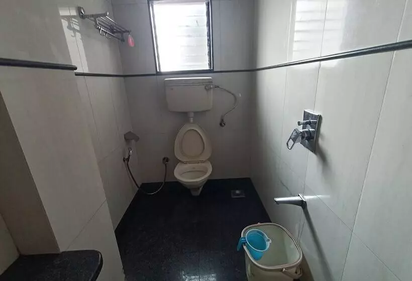 هتل Regal Inn