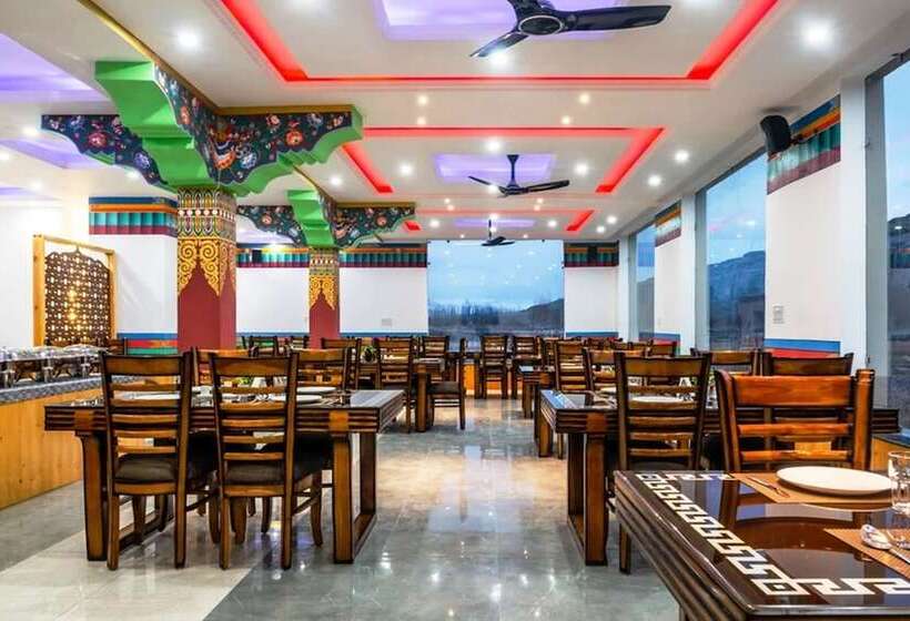 Отель The Fortune Resort