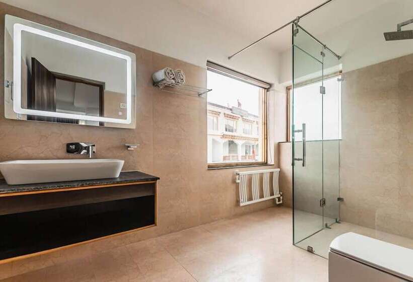 Отель The Fortune Resort