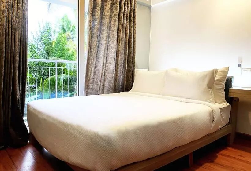 هتل Transit Suites By Grandwest