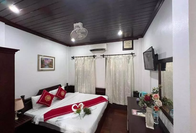هتل Villa Vieng Sa Vanh