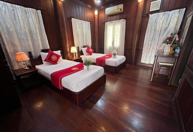 ホテル Villa Vieng Sa Vanh