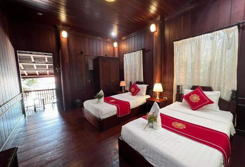 ホテル Villa Vieng Sa Vanh