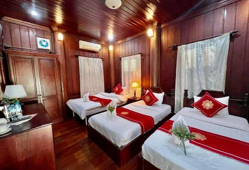 ホテル Villa Vieng Sa Vanh