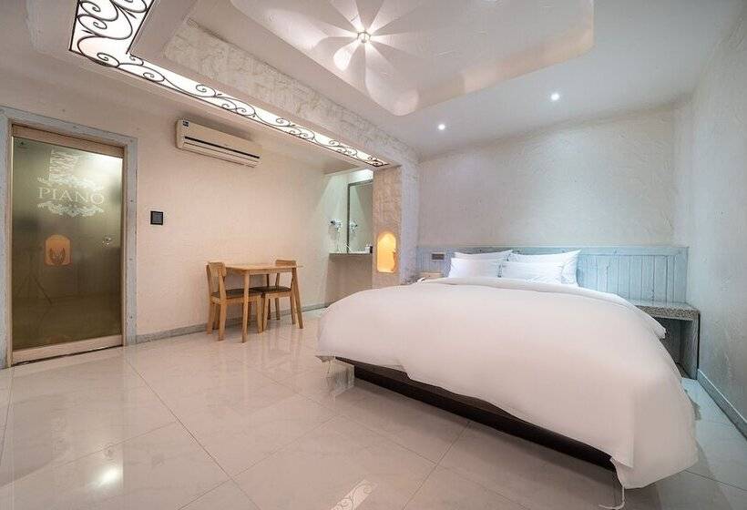 Motel Ansan Piano