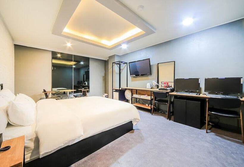 مُتل Busan Deokcheon Au