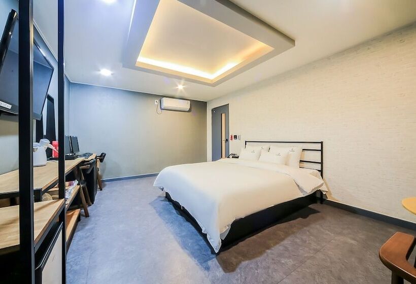 مُتل Busan Deokcheon Au