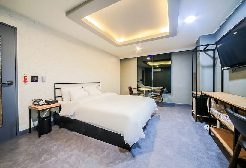 مُتل Busan Deokcheon Au